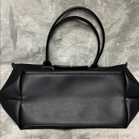 Longchamp Medium Le Pliage Shoulder Tote - Picture 10 of 10